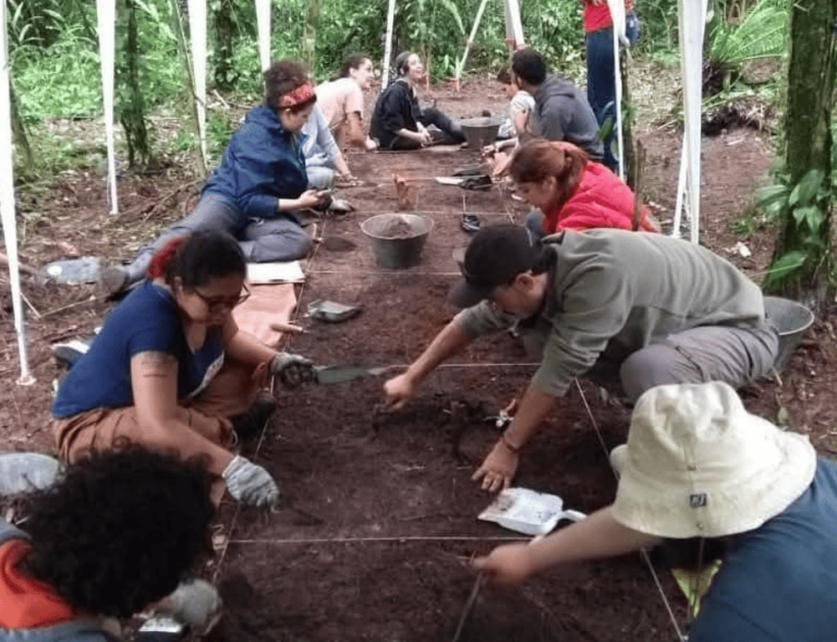 costa arqueologica equipe